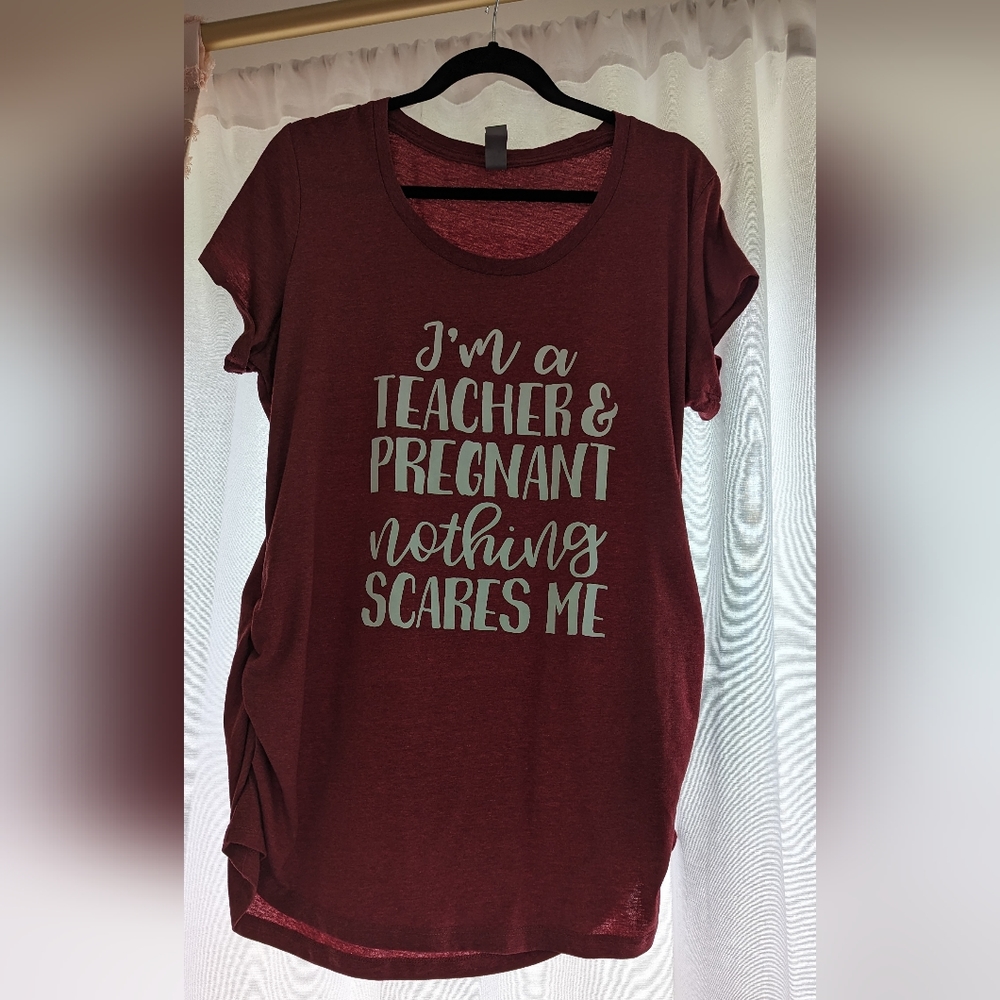 Dark red maternity, ruched teacher graphic Tshirt XL